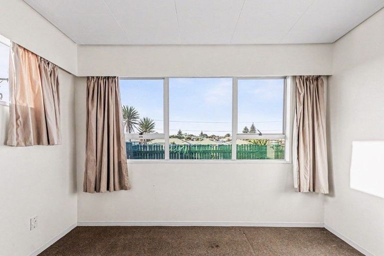 Photo of property in 7a Seafront Road, Castlecliff, Whanganui, 4501