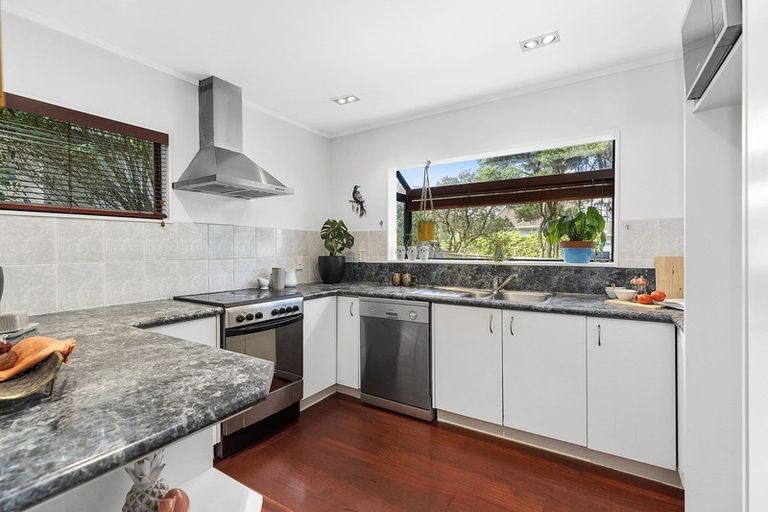 Photo of property in 95 Cortina Avenue, Johnsonville, Wellington, 6037