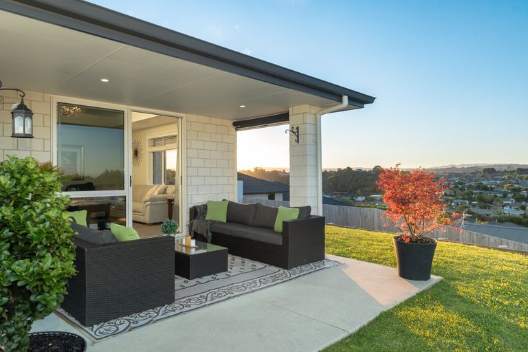 Photo of property in 25 Merlot Drive, Pyes Pa, Tauranga, 3112