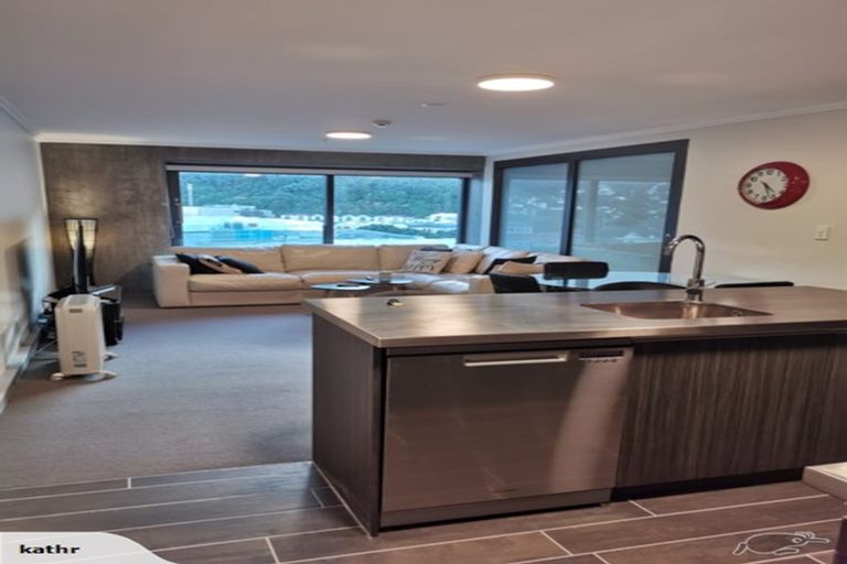 Photo of property in Frame Apartments, 603/111u Molesworth Street, Thorndon, Wellington, 6011