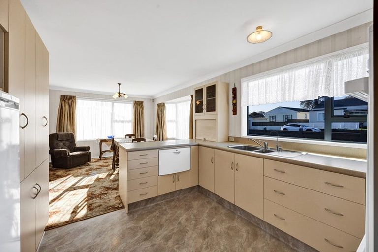 Photo of property in 51 Wilson Street, Hawera, 4610