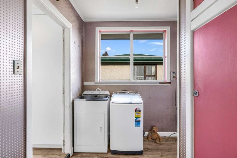 Photo of property in 19 Railway Esplanade, East Gore, Gore, 9710