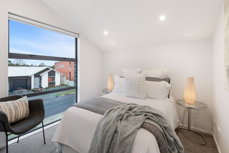 Photo of property in 42 Waituarua Drive, Takanini, 2112