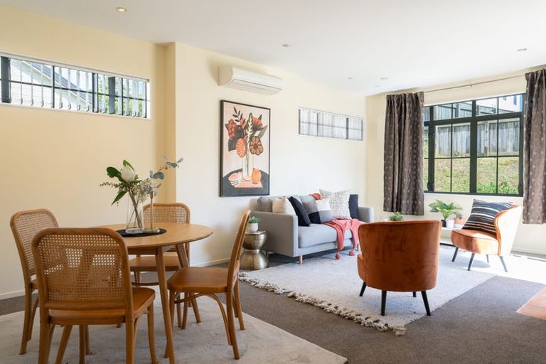 Photo of property in 35 Ring Lane, Paparangi, Wellington, 6037