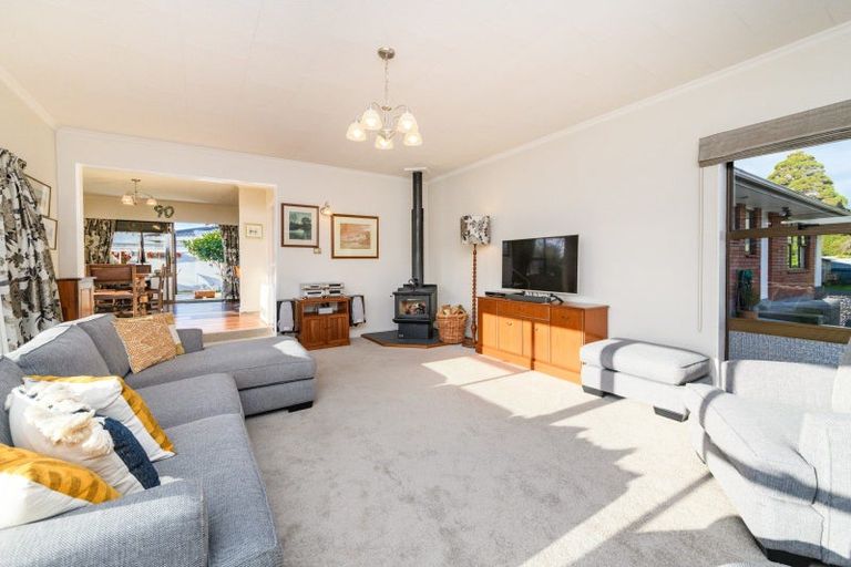 Photo of property in 19 Fiona Crescent, Feilding, 4702