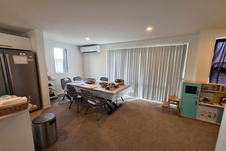 Photo of property in 2 Treestump Road, Takanini, 2112