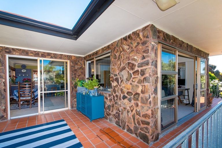 Photo of property in 43 Kuku Street, Te Awanga, 4102