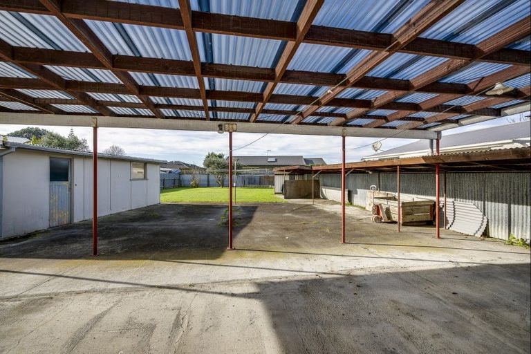 Photo of property in 1 Bennett Place, Onekawa, Napier, 4110