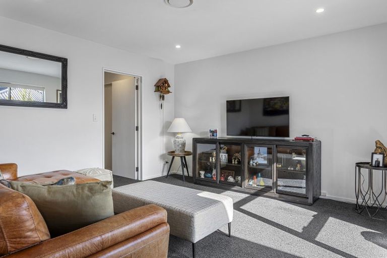 Photo of property in 28 Highgate Drive, Rangiora, 7400