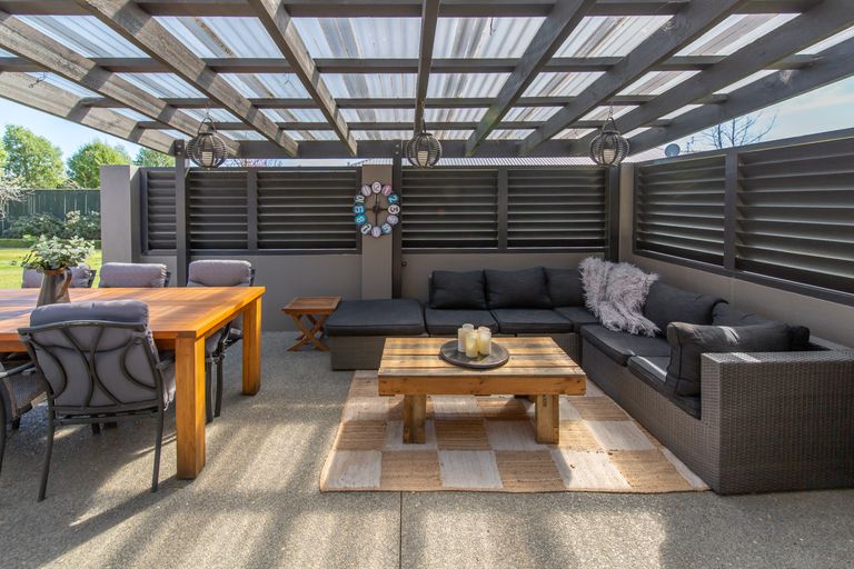 Photo of property in 11d Cameron Crescent, Rolleston, 7614