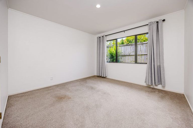 Photo of property in 48 Stellamaris Way, Northpark, Auckland, 2013