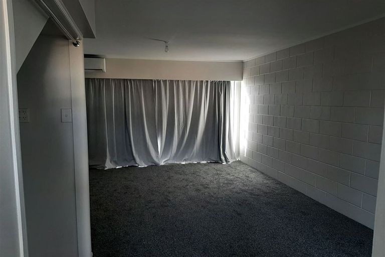 Photo of property in 3/45 Kenderdine Road, Papatoetoe, Auckland, 2025
