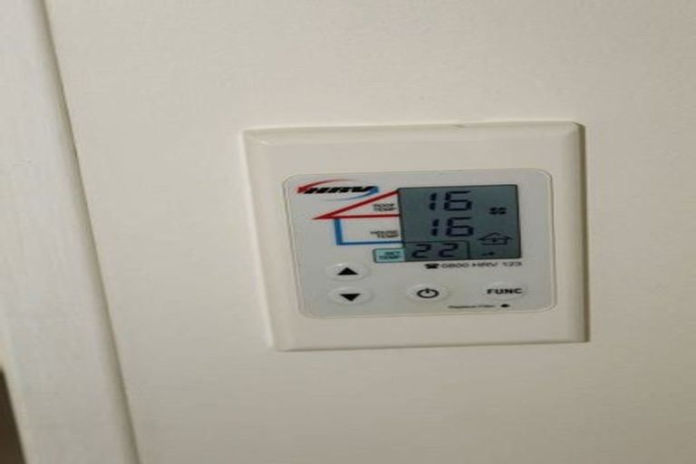 Photo of property in 10 Hill Crescent, New Lynn, Auckland, 0600