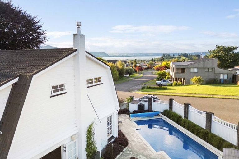 Photo of property in 29 Blackmore Drive, Lynmore, Rotorua, 3010