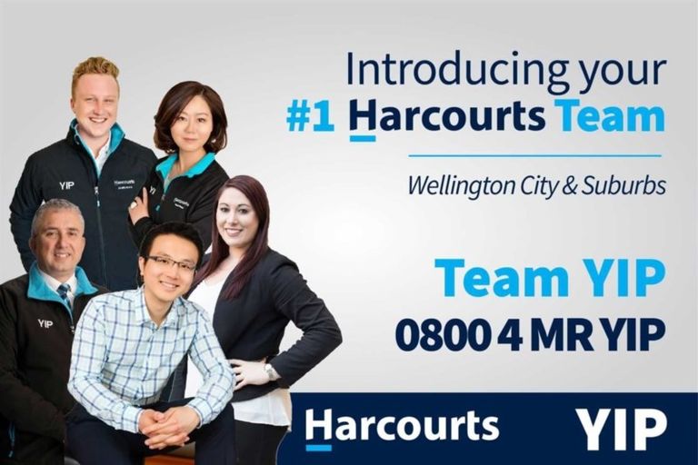 Photo of property in 17 Omega Street, Newlands, Wellington, 6037