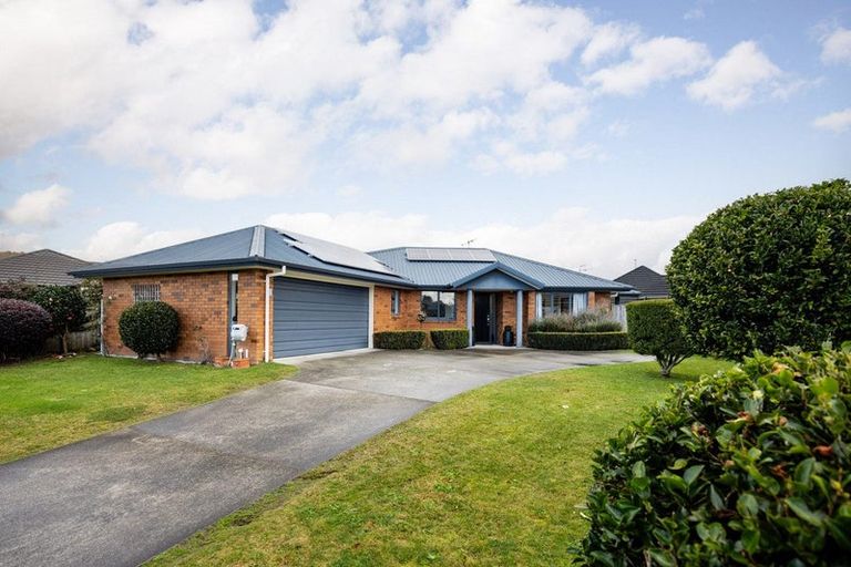 Photo of property in 23 Oaklands Drive, Cambridge, 3434