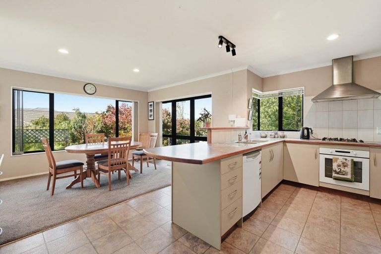 Photo of property in 81 Tawavale Street, Pukehangi, Rotorua, 3015