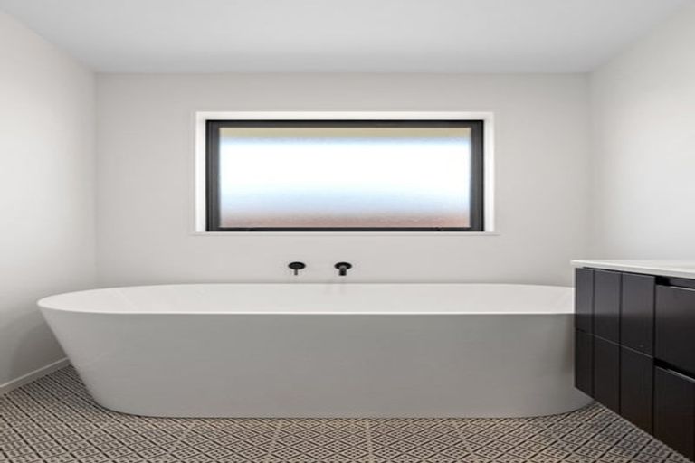 Photo of property in 52 Eric Crozier Road, Darfield, 7571