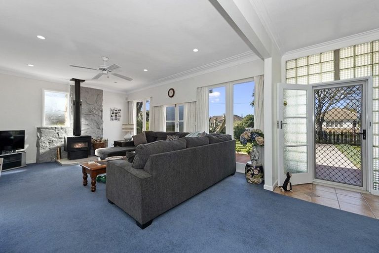 Photo of property in 1 Nixon Street, Hamilton East, Hamilton, 3216