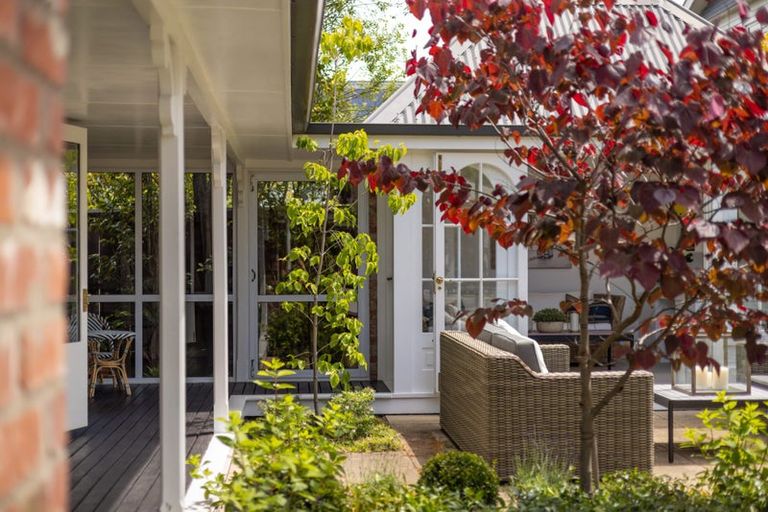 Photo of property in 40 Weka Street, Fendalton, Christchurch, 8041