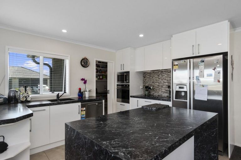 Photo of property in 36 Piata Street, Papamoa Beach, Papamoa, 3118