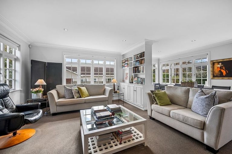Photo of property in 62 Northboro Road, Belmont, Auckland, 0622