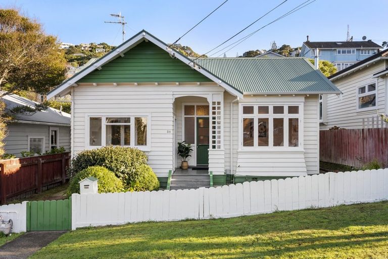 Photo of property in 34 Hohiria Road, Hataitai, Wellington, 6021