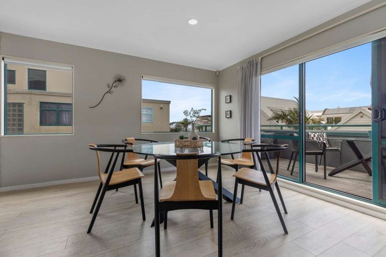 Photo of property in 26a Sunbrae Grove, Mount Maunganui, 3116