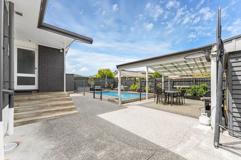 Photo of property in 17 Ashdown Place, Pahurehure, Papakura, 2113