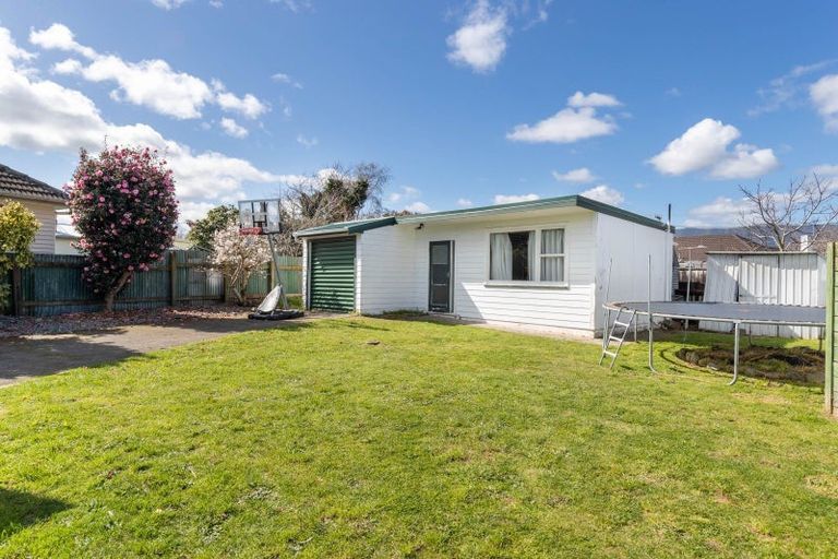 Photo of property in 23 Weka Grove, Elderslea, Upper Hutt, 5018