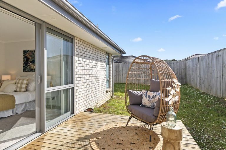 Photo of property in 11 Parton Road, Pukekohe, 2120