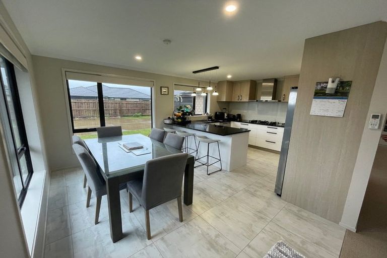 Photo of property in 20 Piharau Crescent, Hurdon, New Plymouth, 4310