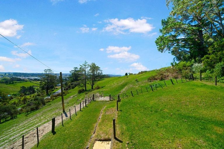 Photo of property in 182a Spur Road, Stillwater, Silverdale, 0993