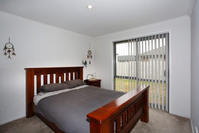 Photo of property in 11 Lamborn Drive, Papakura, 2110