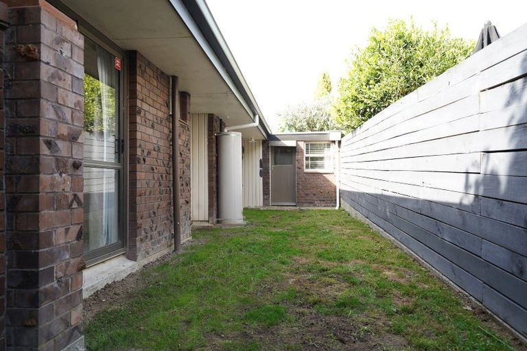 Photo of property in 18a Montgomery Terrace, Hokowhitu, Palmerston North, 4410