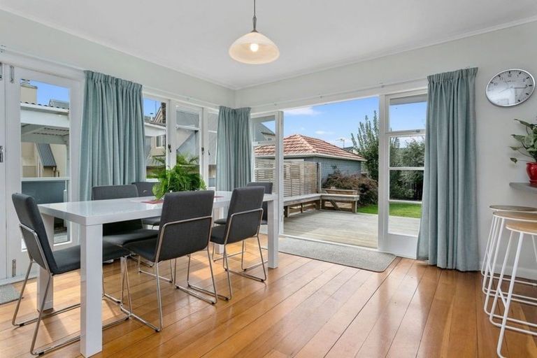 Photo of property in 69 Hall Street, Cambridge, 3434