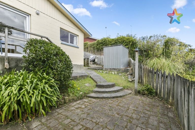 Photo of property in 45b Lord Street, Stokes Valley, Lower Hutt, 5019