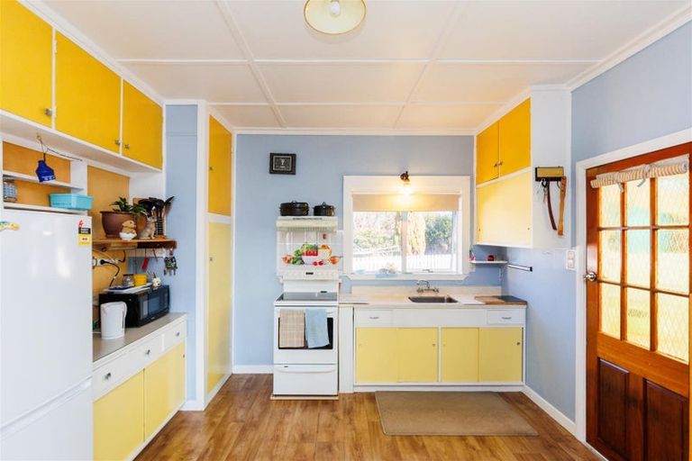 Photo of property in 1 Mill Street, Marton, 4710