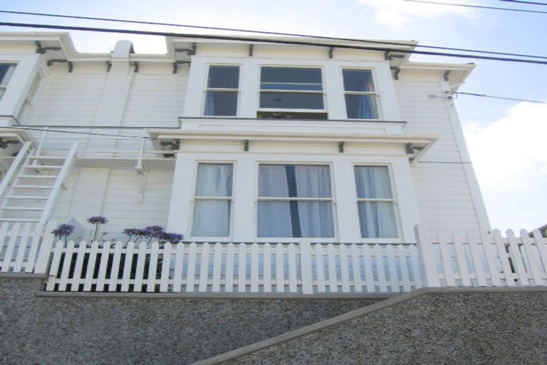 Photo of property in 14a Thompson Street, Mount Cook, Wellington, 6011