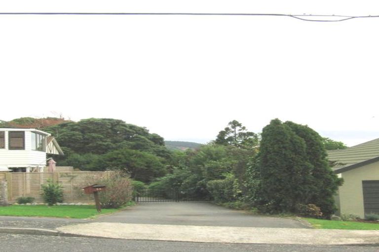 Photo of property in 24 Kereru Street, Waikanae, 5036