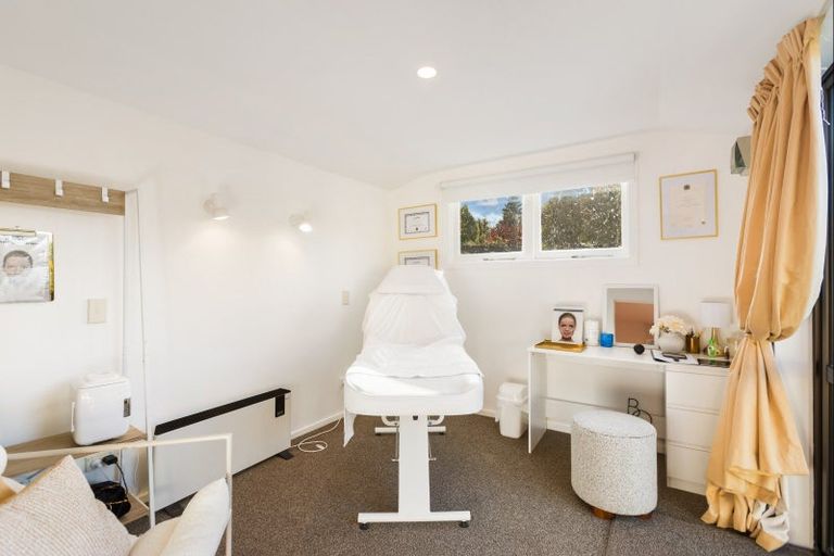 Photo of property in 202 Stone Street, Wanaka, 9305