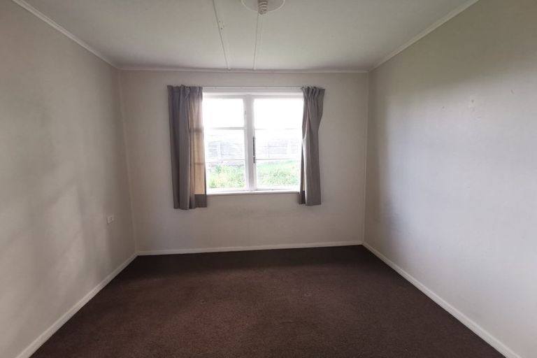 Photo of property in 3/24 Pomaria Road, Henderson, Auckland, 0610