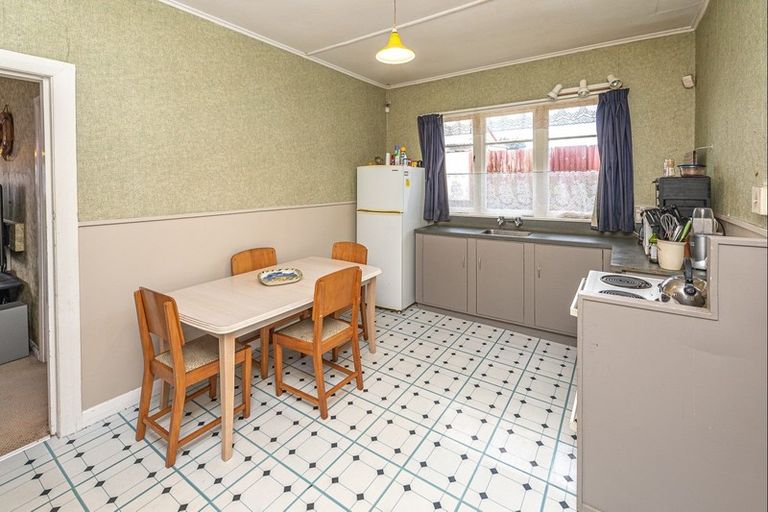 Photo of property in 20 Manuka Street, Castlecliff, Whanganui, 4501