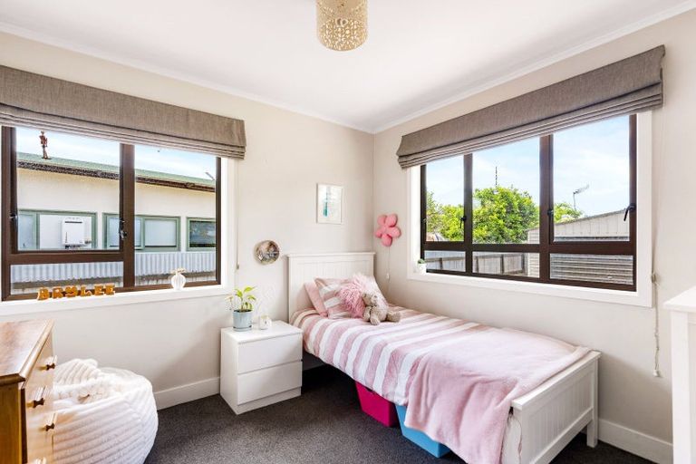 Photo of property in 13 Veronica Avenue, Marewa, Napier, 4110