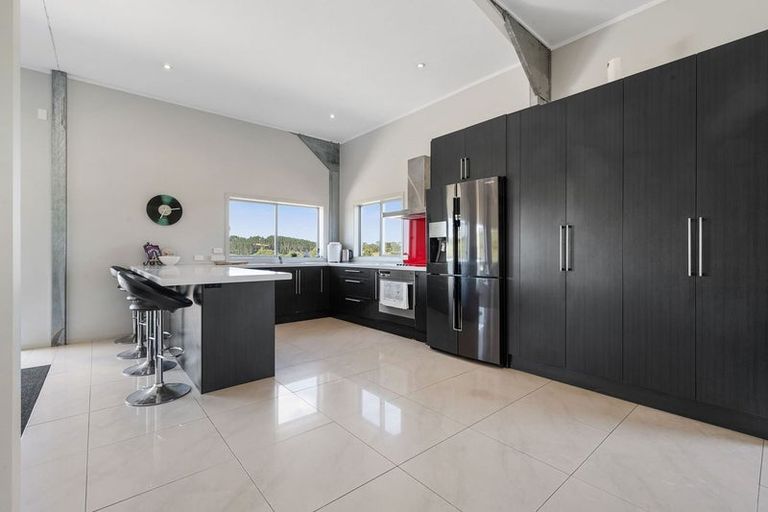 Photo of property in 141 Wades Road, Whitford, Howick, 2571