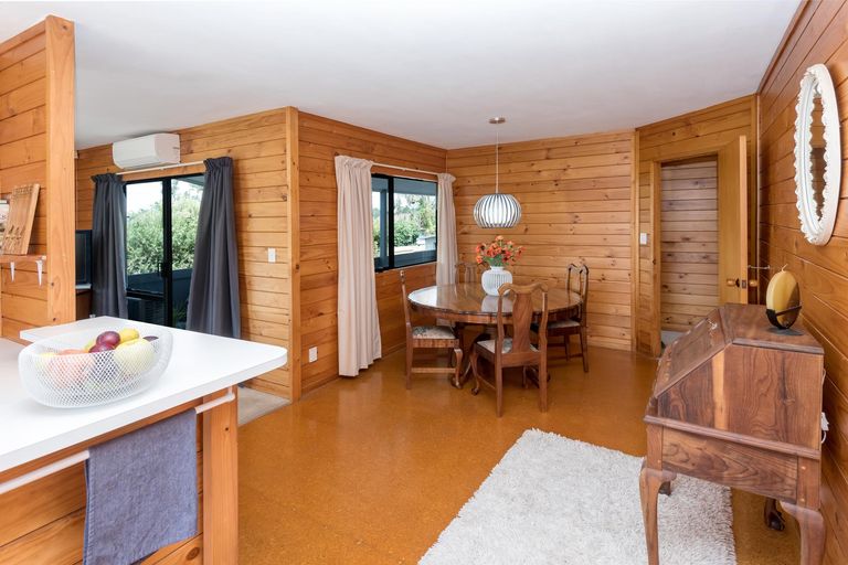 Photo of property in 7 Coubray Place, Botany Downs, Auckland, 2010
