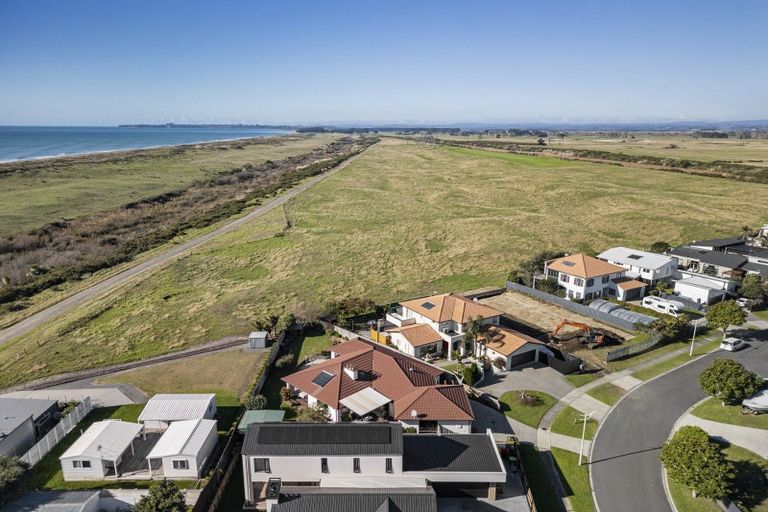 Photo of property in 23 Coral Drive, Papamoa Beach, Papamoa, 3118