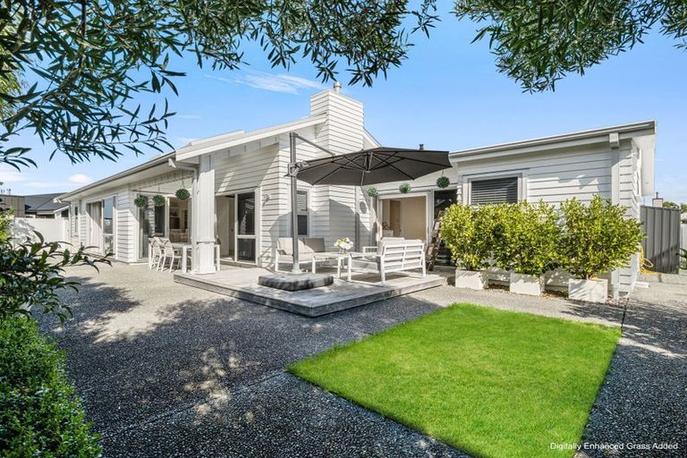 Photo of property in 1 Astelia Lane, Papamoa Beach, Papamoa, 3118