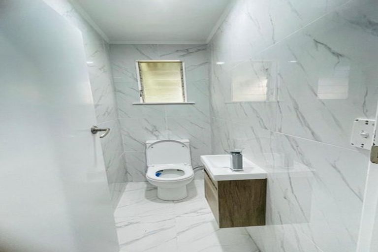 Photo of property in 16 Frangipani Avenue, Manurewa, Auckland, 2102