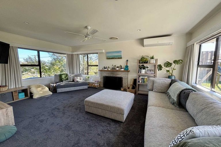 Photo of property in 89 Martin Road, Paraparaumu Beach, Paraparaumu, 5032